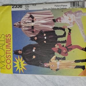 McCall's Costumes..Superheroes